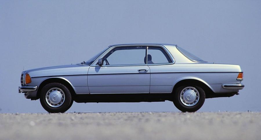  Mercedes-Benz 280 CE 1976 года  (фото 1 из 1)